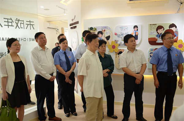 未成年人2_副本.jpg 未成年人2_副本.jpg